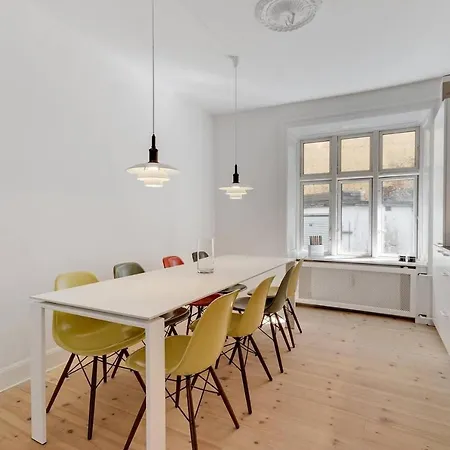 Modern & Central 2 Bedroom Apt Copenhagen