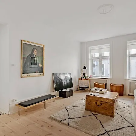 Modern & Central 2 Bedroom Apt * Copenhagen