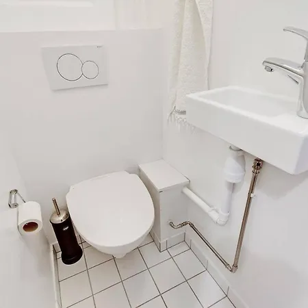 Modern & Central 2 Bedroom Apt Διαμέρισμα