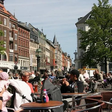 Modern & Central 2 Bedroom Apt Copenhagen